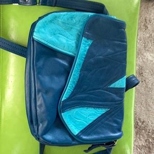 Vintage leather crossbody